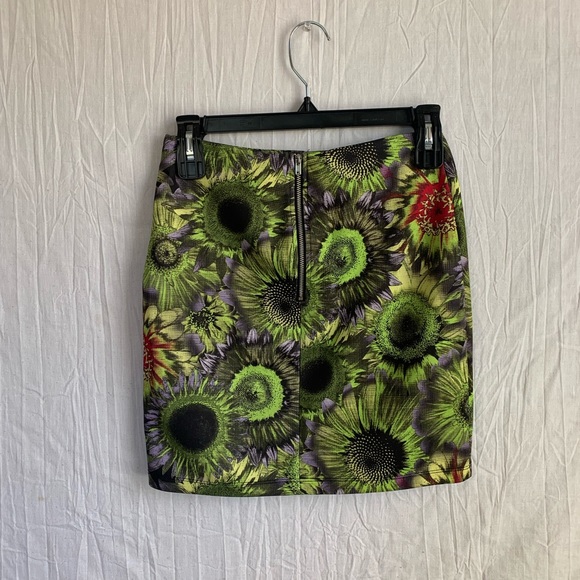 Trippy Floral Mini Pencil Skirt Womens Size S - Picture 4 of 5